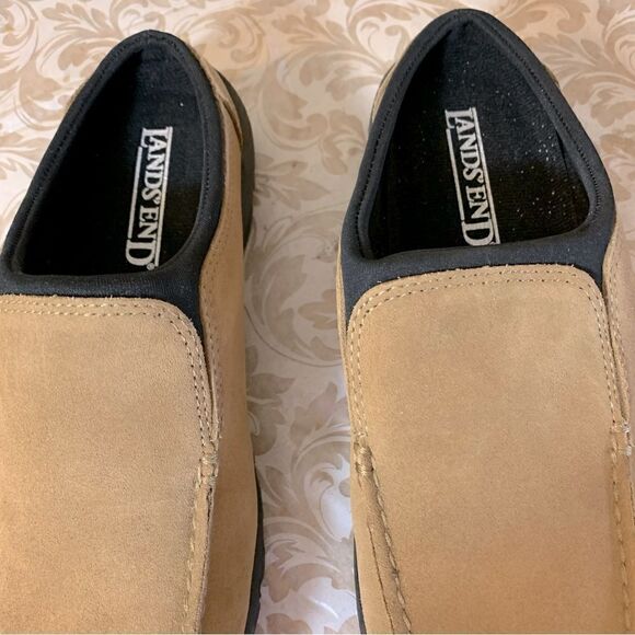 Women’s Lands End Moc Clogs Shoes Tan Suede Leather Sz 9 NWOT Gorgeous - Picture 2 of 4